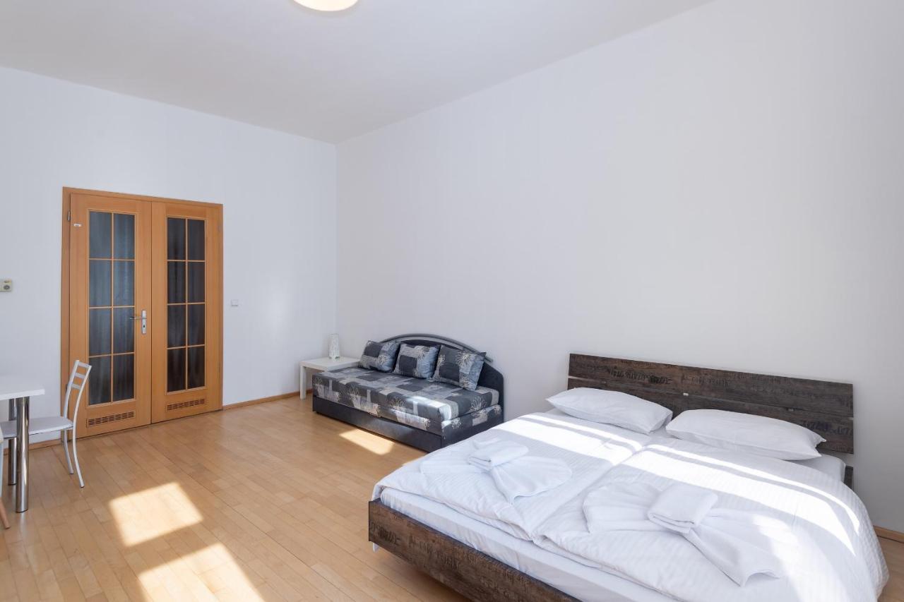 פראג Apartment Stepanska מראה חיצוני תמונה